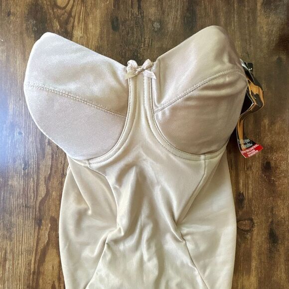 NWT Miraclesuit extra firm control body shaper strapless/convertible 38DD nude - Picture 5 of 6